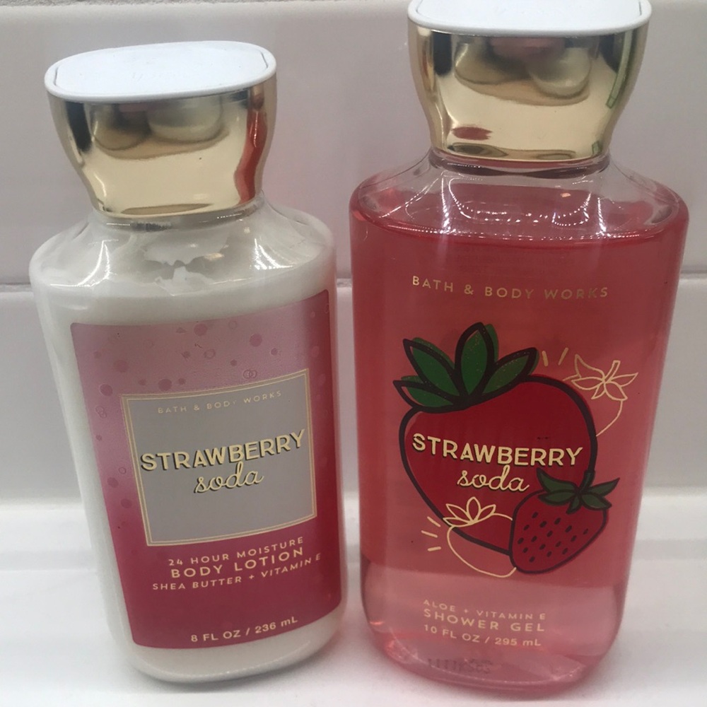 NWT! BBW Strawberry Soda Body Lotion and Shower Gel Set